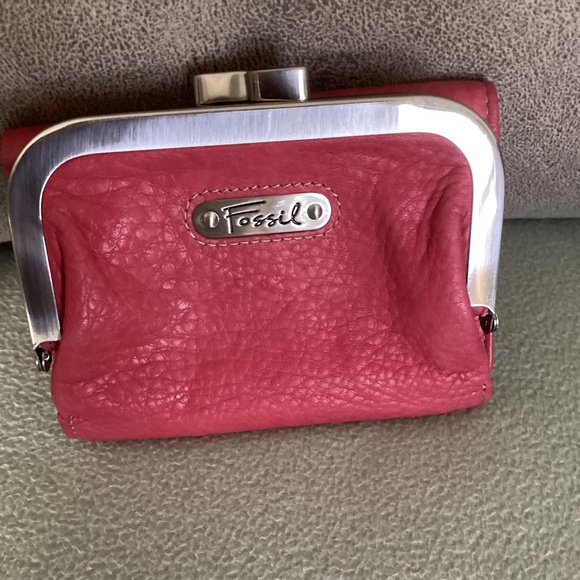 Vintage  Fossil trifold Kiss lock wallet - Picture 5 of 10